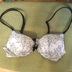 Victoria Secret Very Sexy Lace Push-up